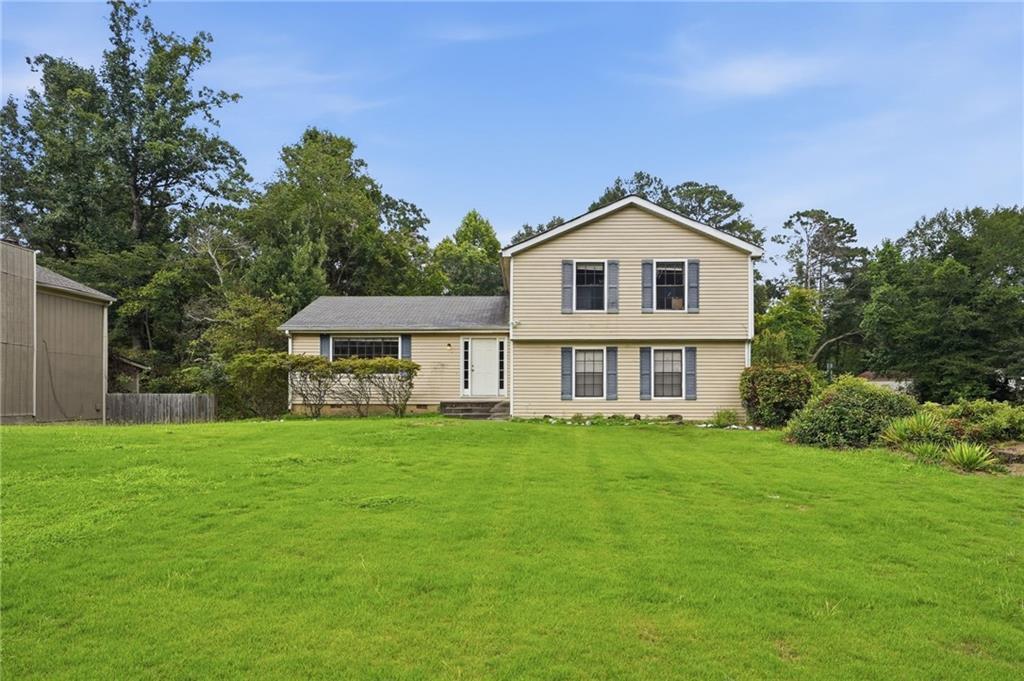 1267 Brookvale Dr., Riverdale, GA 30296