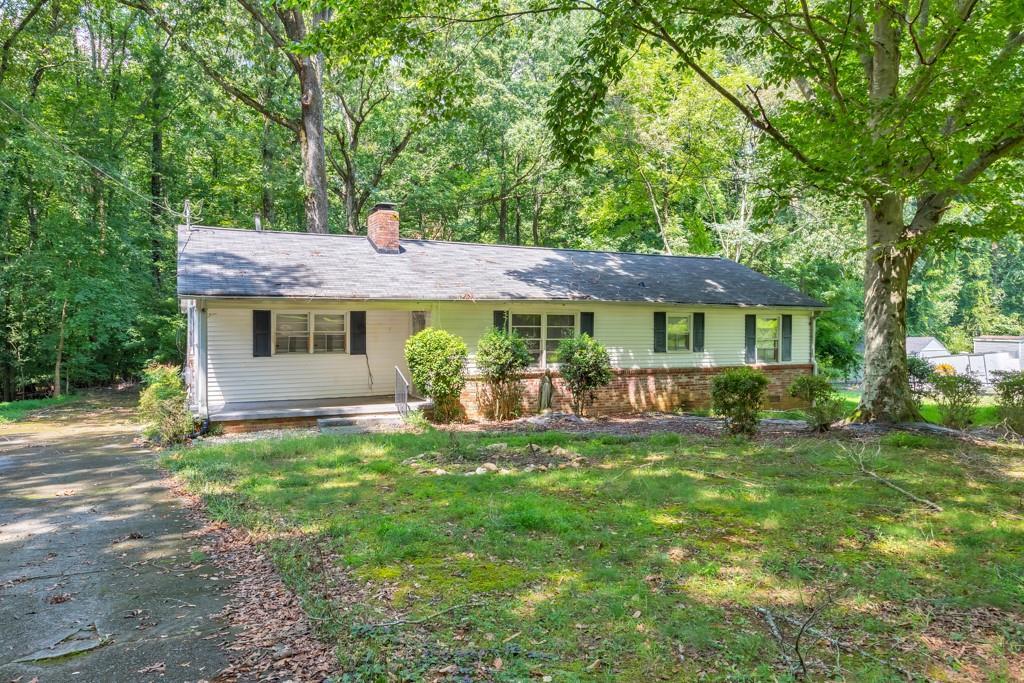 4259 Worth St., Acworth, GA 30101