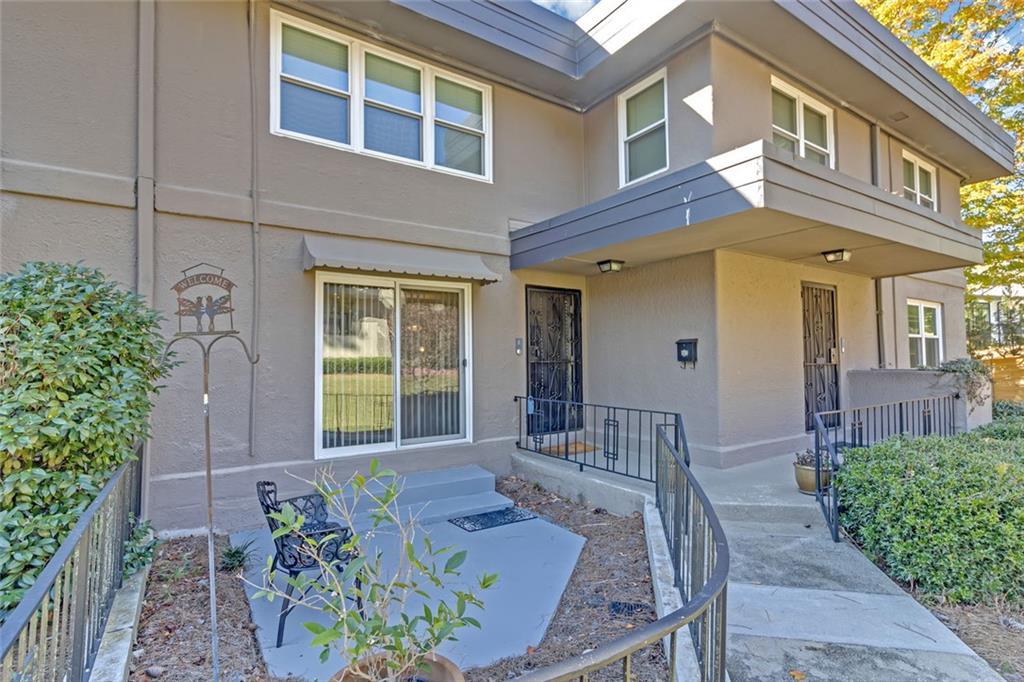 276 Lakemoore Dr. #E, Atlanta, GA 30342