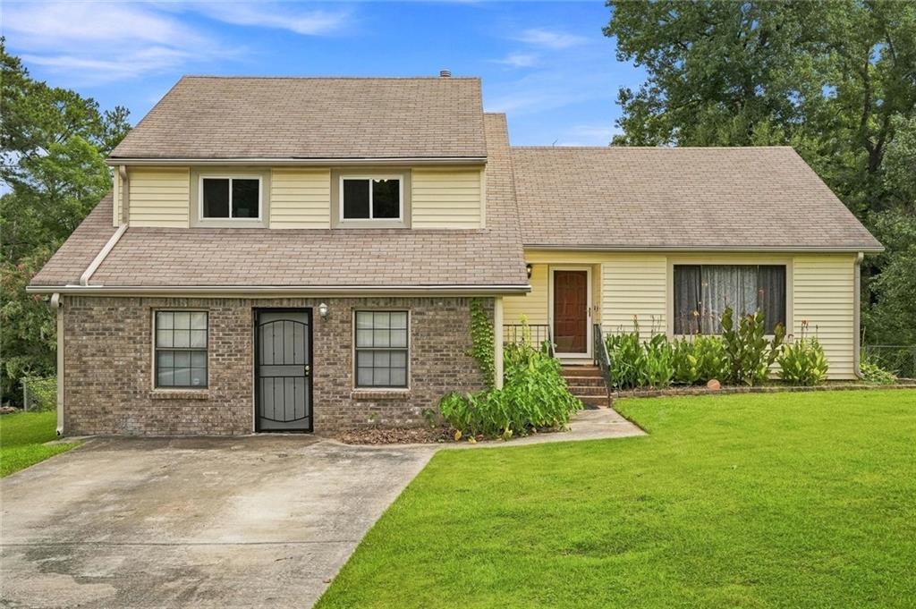 1371 Elsmere Ln., Riverdale, GA 30296