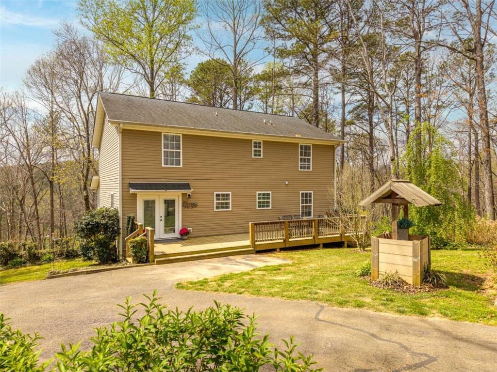 134 Nicholson Ln., Talking Rock, GA 30175