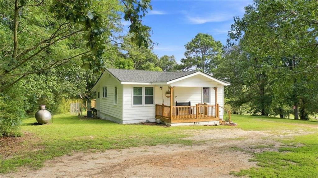 1352 Collard Valley Rd., Cedartown, GA 30125