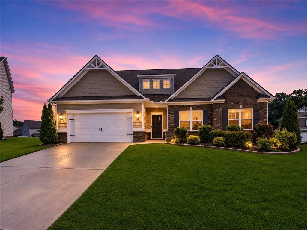 105 Green Tree Ct., Dacula, GA 30019