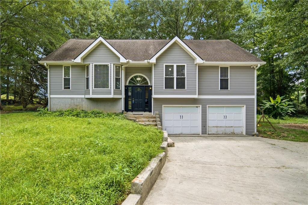 143 Wooddale Ln., Carrollton, GA 30117