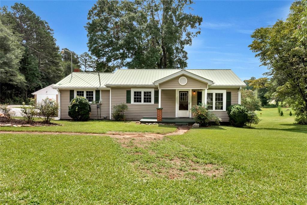 1707 Buena Vista Dr., Toccoa, GA 30577