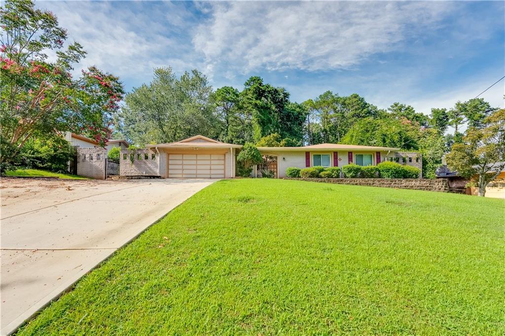 3914 Sable Dr., Stone Mountain, GA 30083