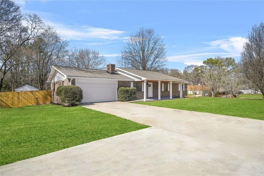 897 Marie Ln., Conyers, GA 30094