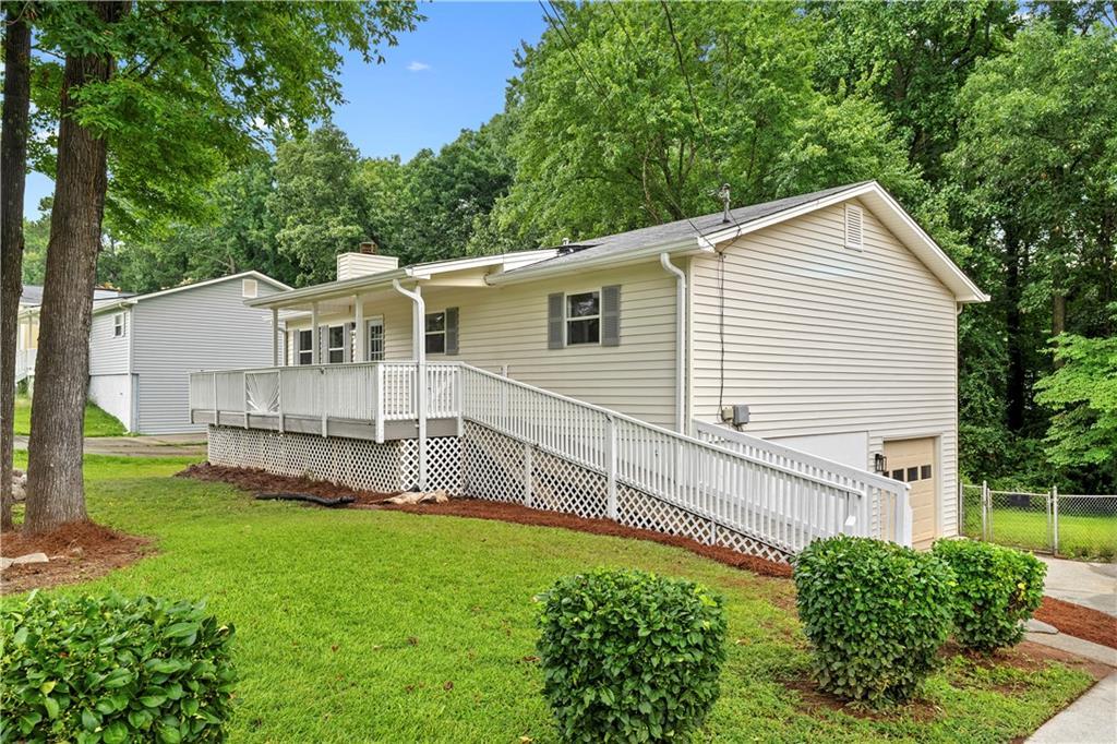 106 Caldwell Rd., Lawrenceville, GA 30046