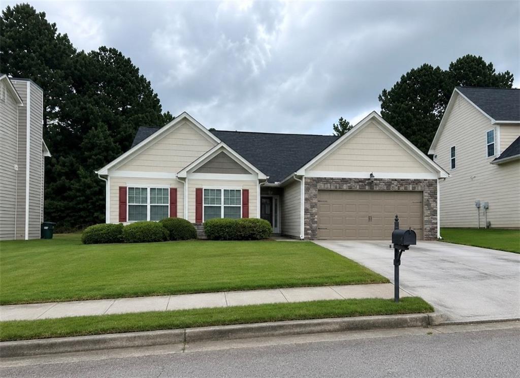210 Summergate Ln., Villa Rica, GA 30180