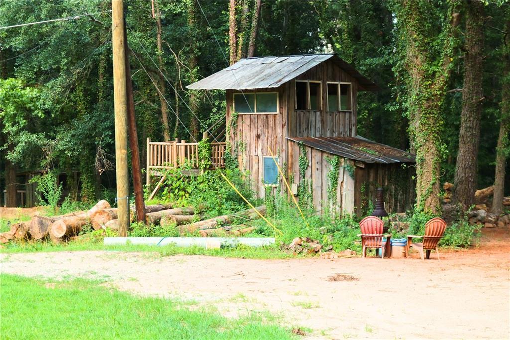 6169 Hillvale Rd., Lithonia, GA 30058