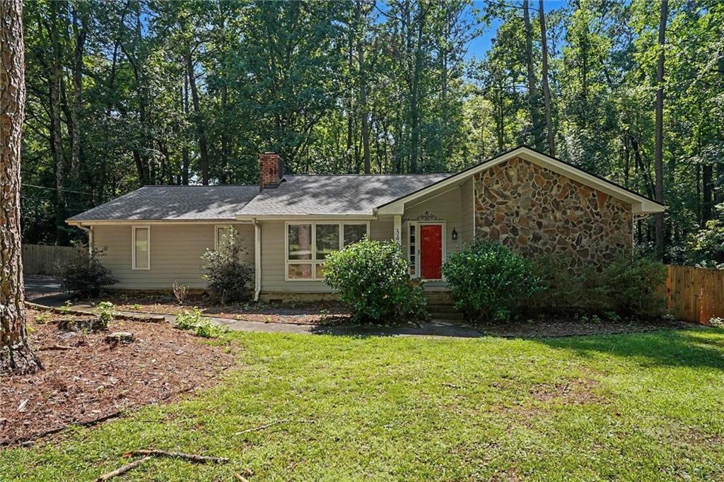 346 Buckingham Dr., Conyers, GA 30094