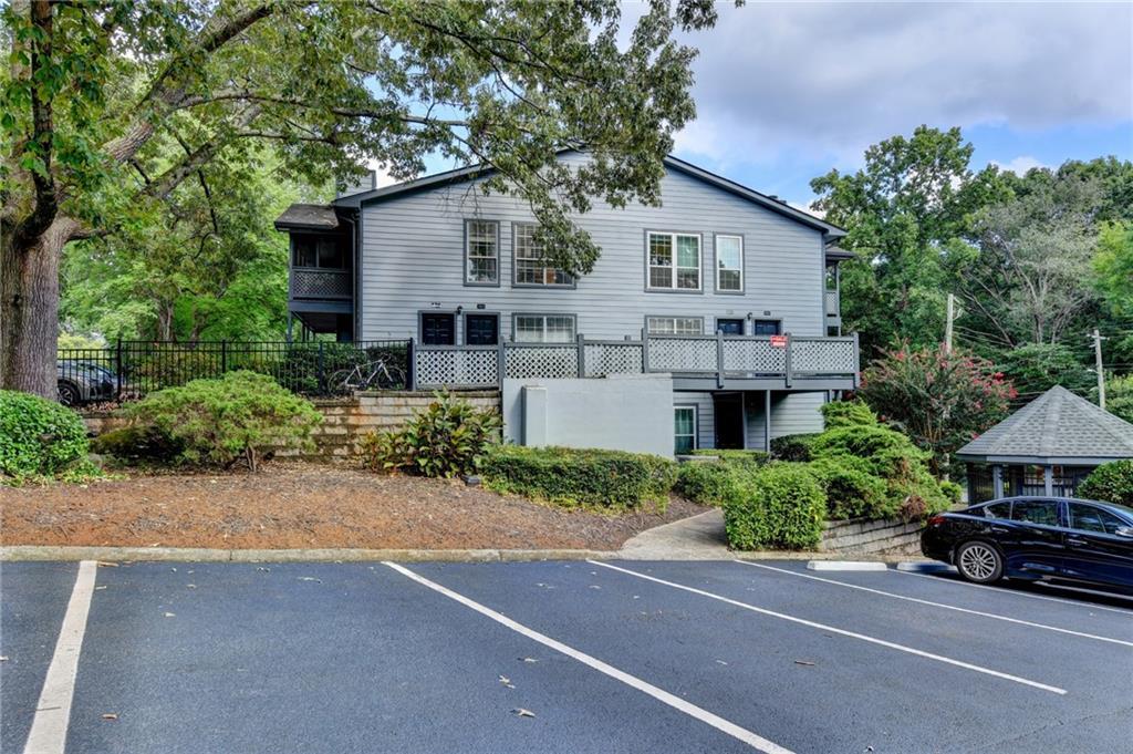 1305 Weatherstone Way, Atlanta, GA 30324