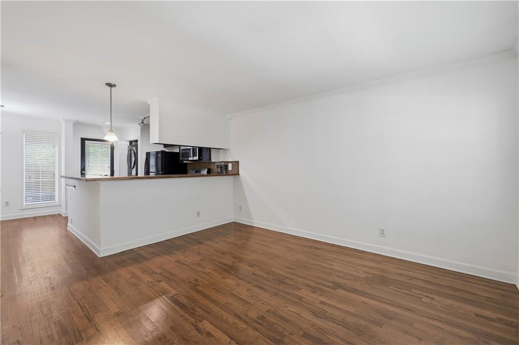 2232 Dunseath Ave. #105, Atlanta, GA 30318