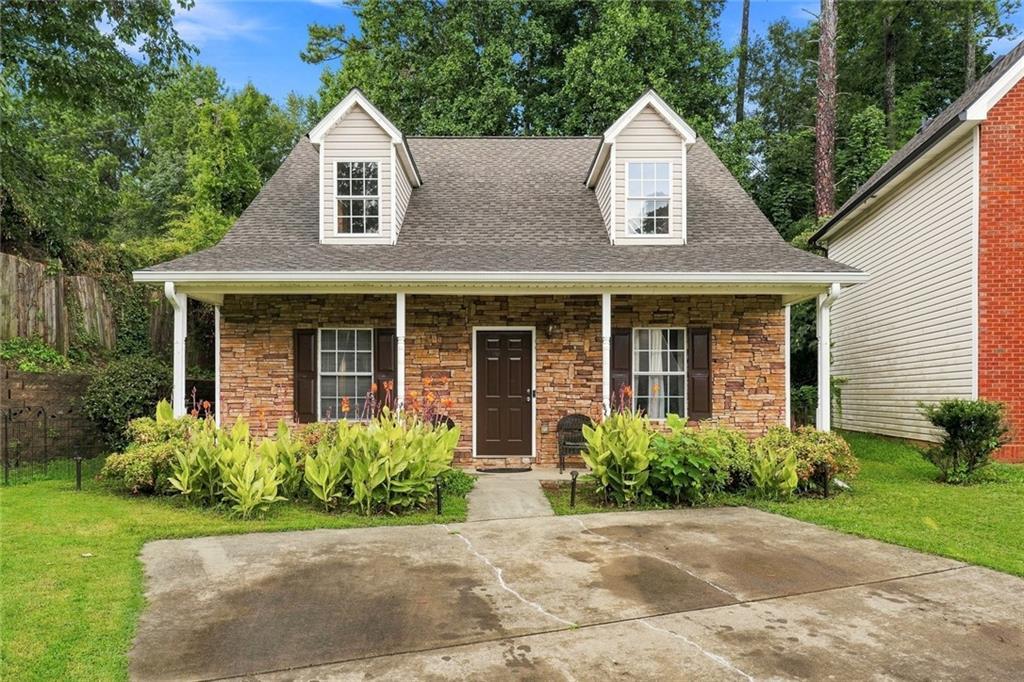 105 Twin Pines Ct., Dallas, GA 30132
