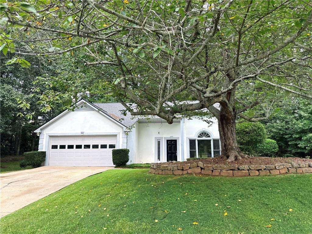 150 Ocee View Ct., Johns Creek, GA 30022