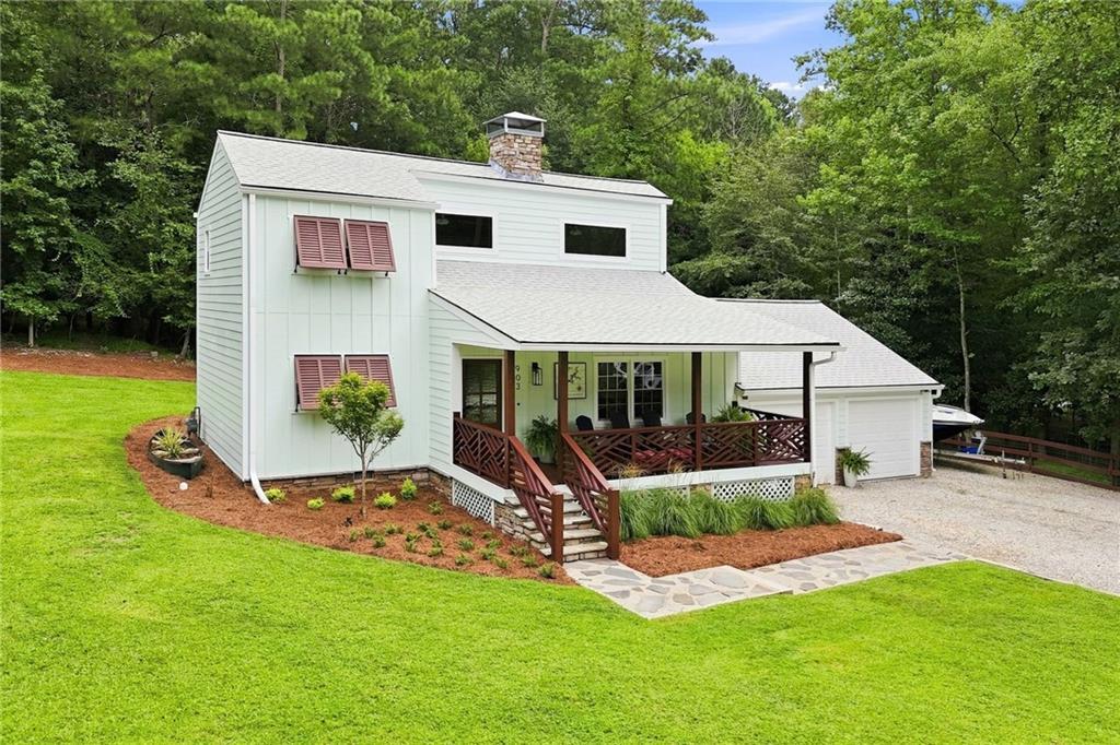 903 Pine Cir., Woodstock, GA 30189