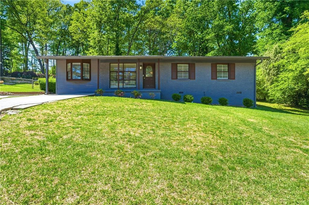 2725 Shoreland Dr., Atlanta, GA 30331