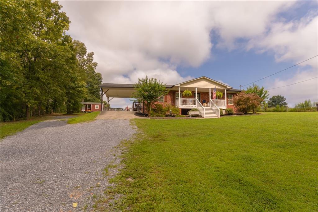 3789 Collard Valley Rd., Cedartown, GA 30125