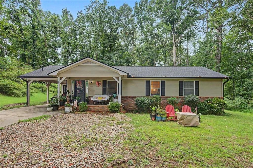 4 Shadowood Ct., Silver Creek, GA 30173