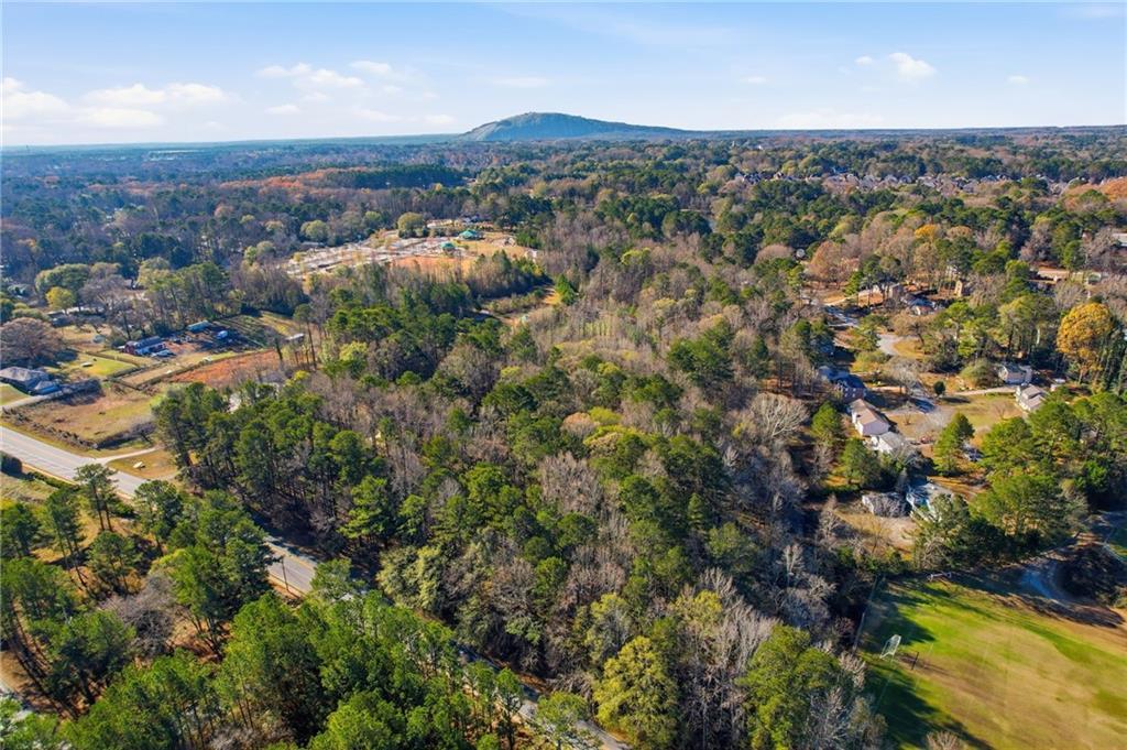 1091 Cole Dr., Lilburn, GA 30047
