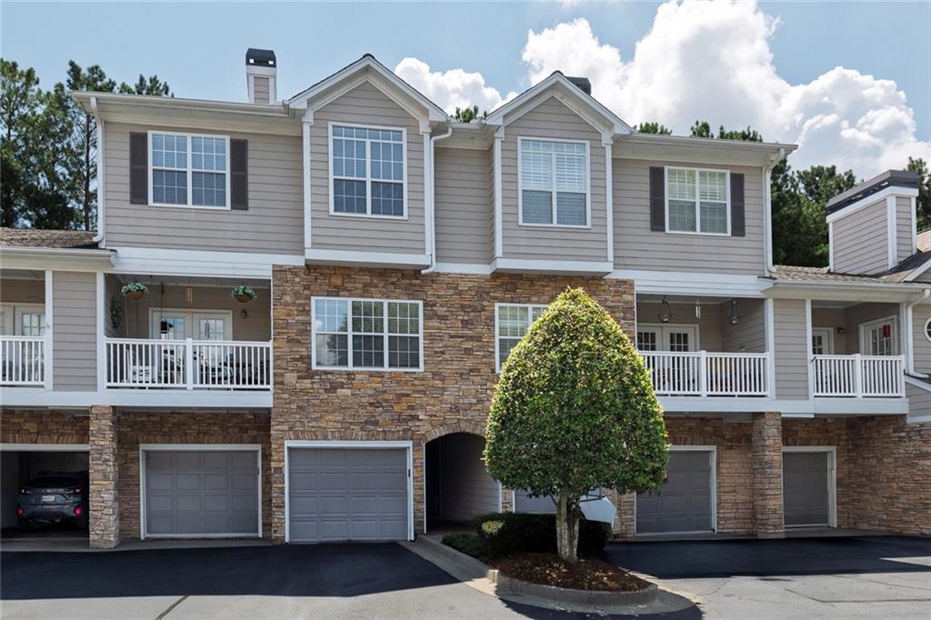 207 The Crossings Ln., Woodstock, GA 30189