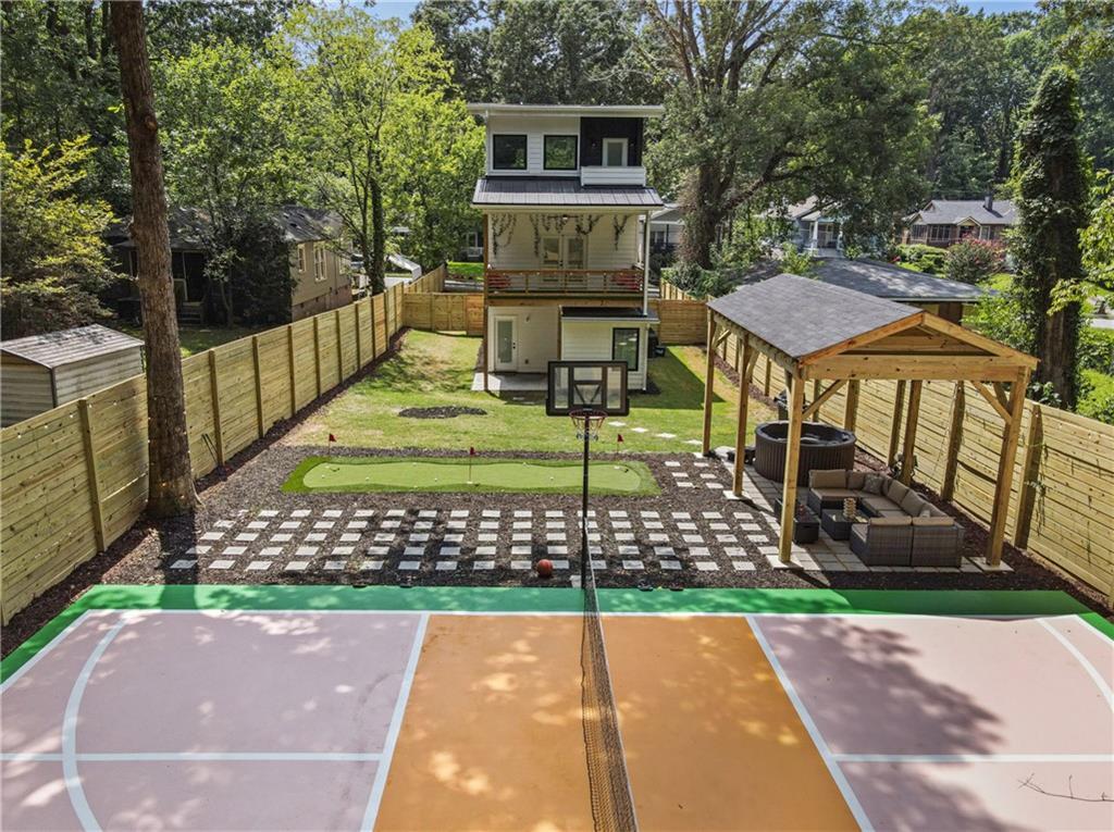 729 Emily Pl., Atlanta, GA 30318