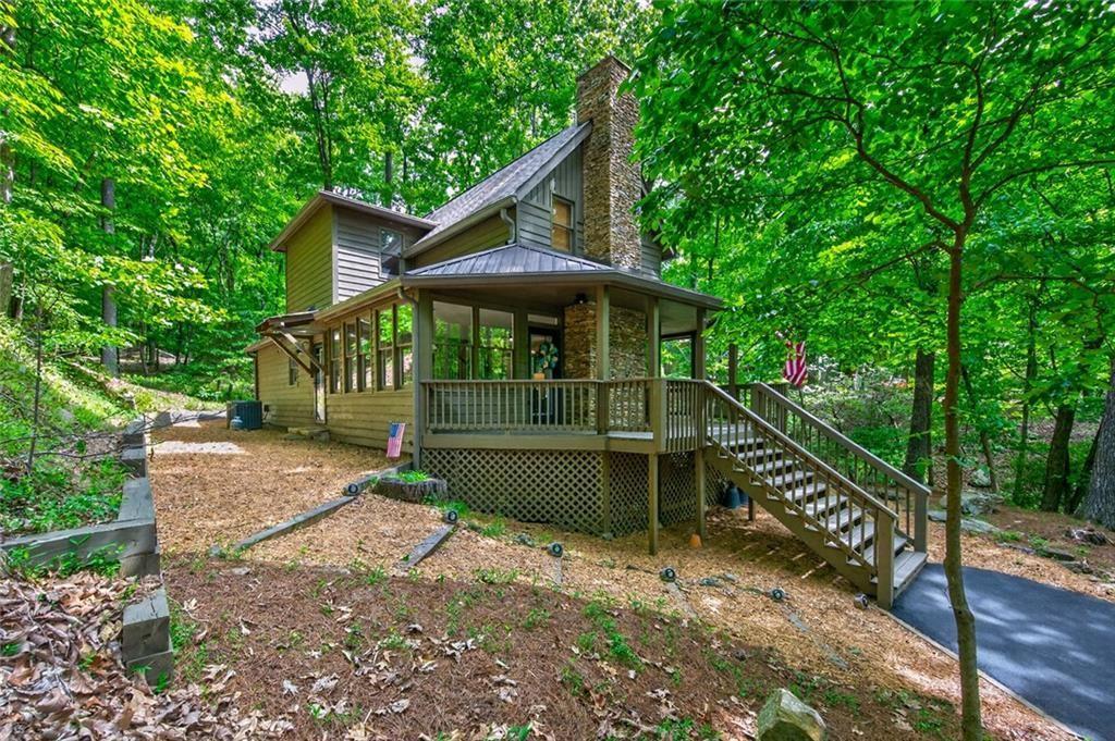 452 Bellflower Dr., Jasper, GA 30143