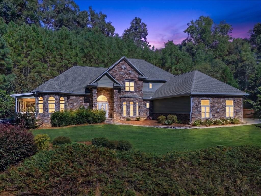 952 Thomas Rd., Canton, GA 30115