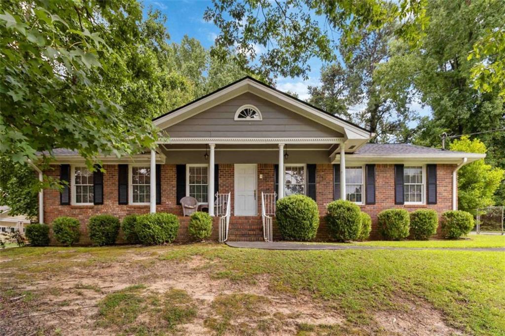 2199 Vivid Ct., Stone Mountain, GA 30087