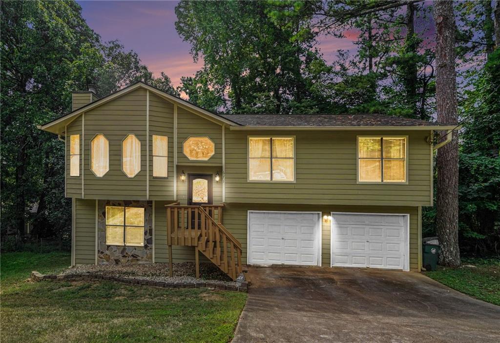 671 Pepperwood Tr., Stone Mountain, GA 30087