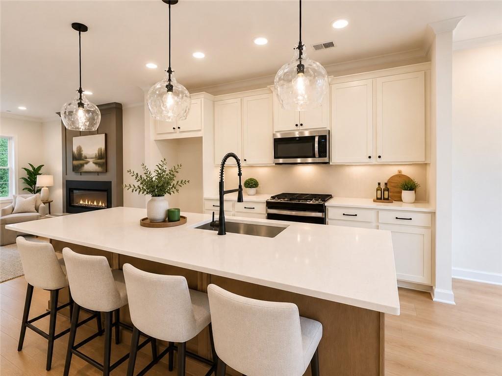 1947 Deco Dr., Kennesaw, GA 30144