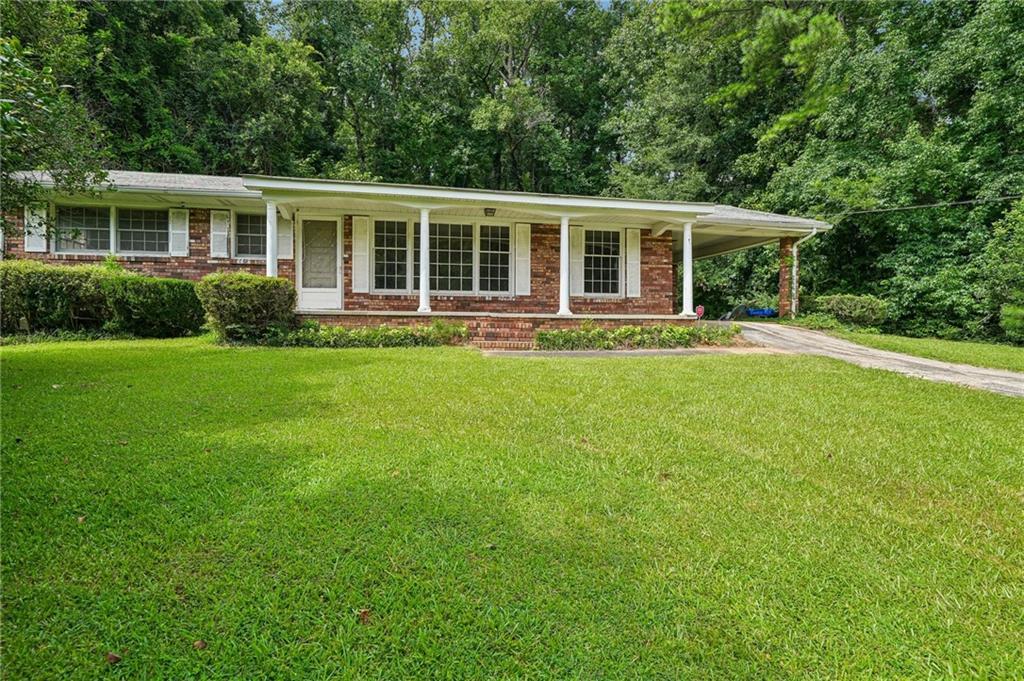 2703 Arrowood Dr., East Point, GA 30344