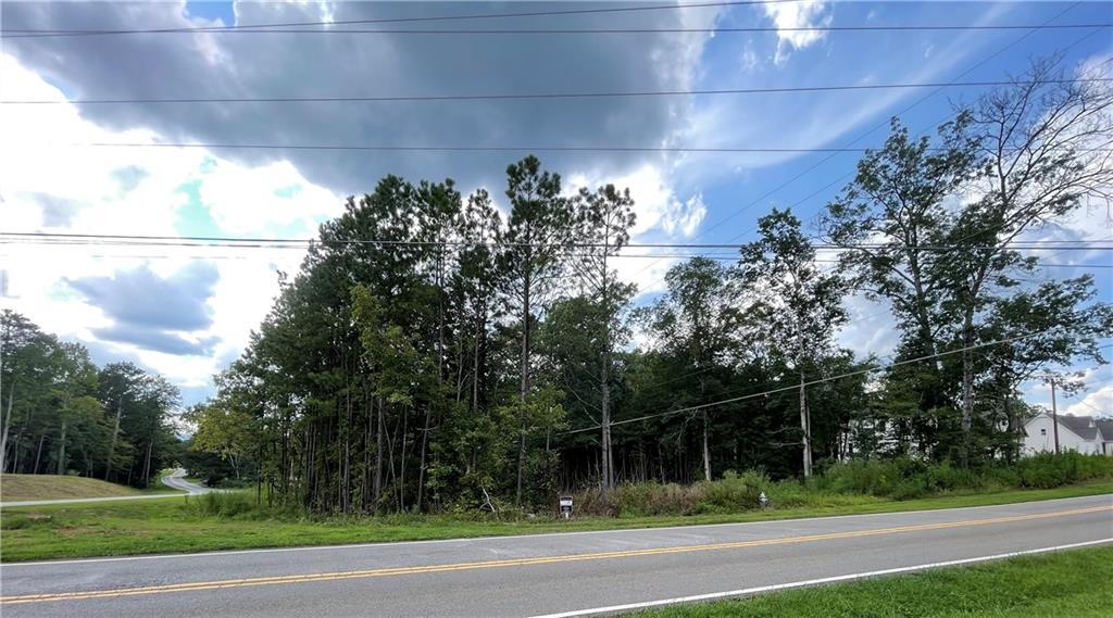 1951 Darby Rd., Waleska, GA 30183