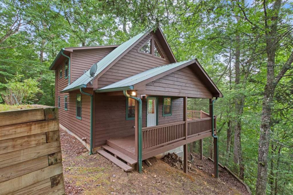 795 Fugue Dr., Ellijay, GA 30540
