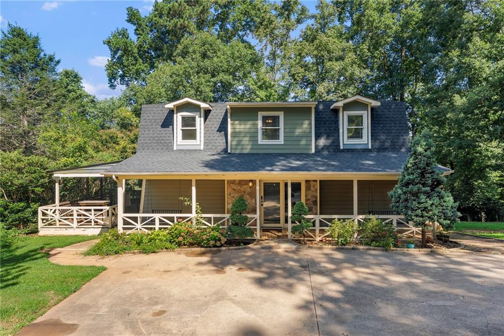 10 Capri Ter., Gainesville, GA 30504