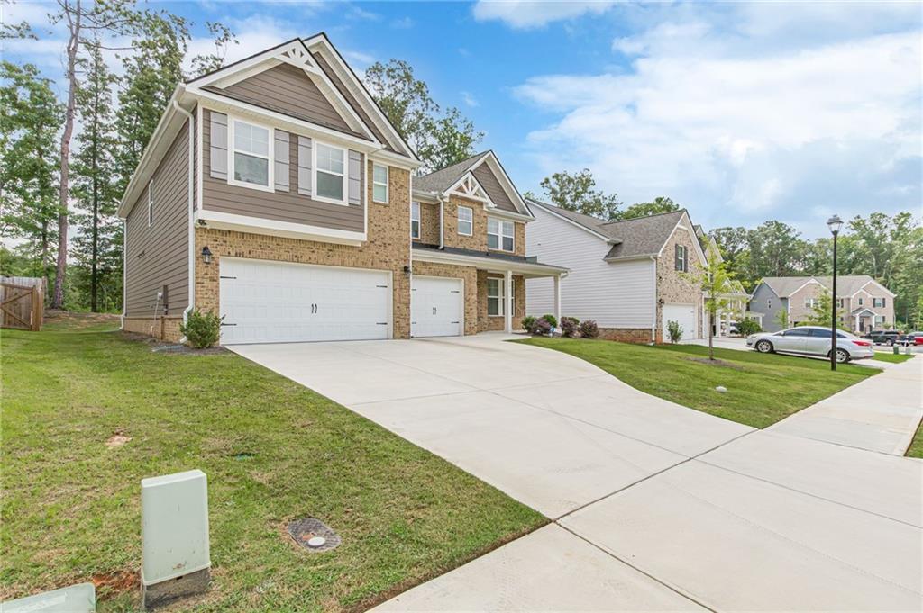 3251 Thicket Ln., Atlanta, GA 30349