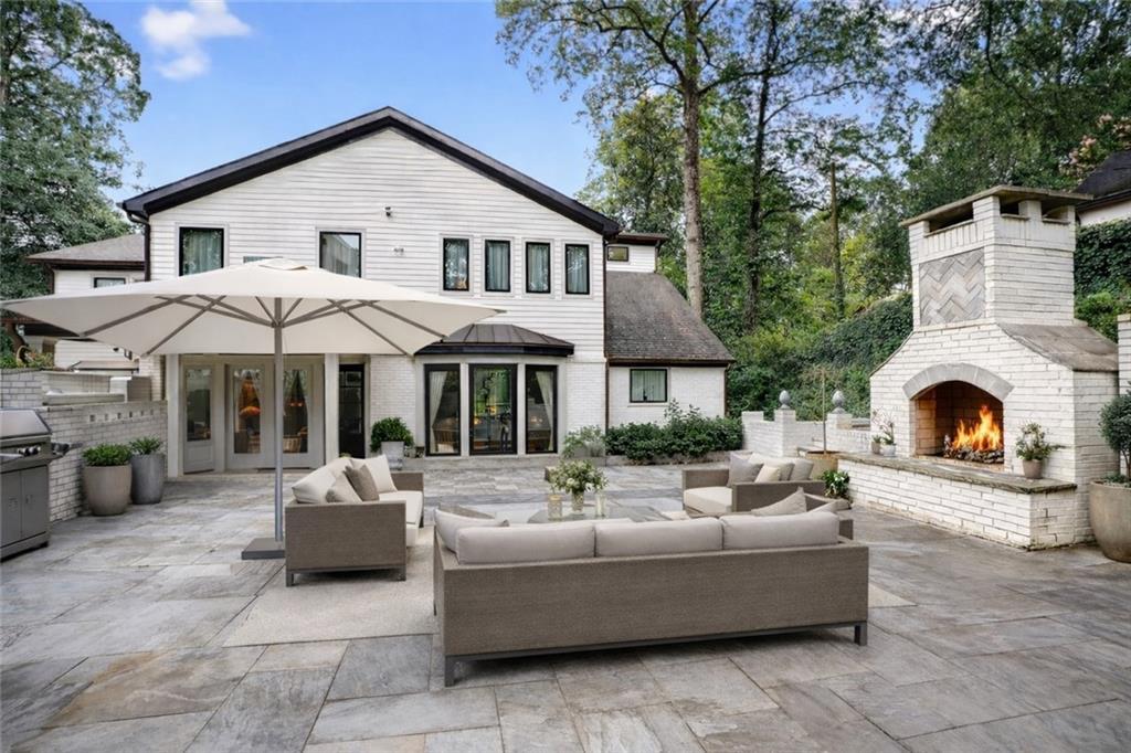 3230 W Andrews Dr, Atlanta, GA 30305