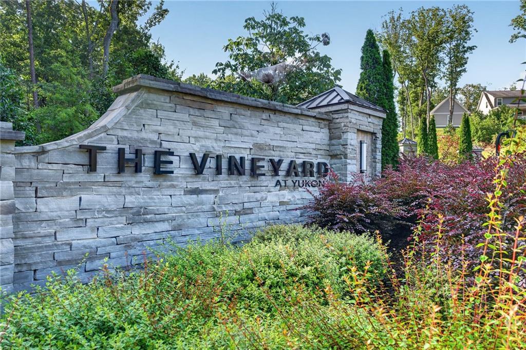 292 Highgrove Dr., Talking Rock, GA 30175