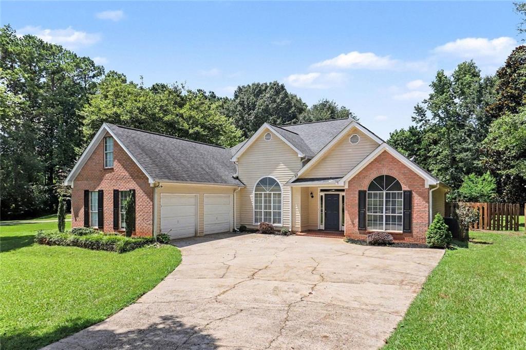 52 Mosswood Ct., Newnan, GA 30265