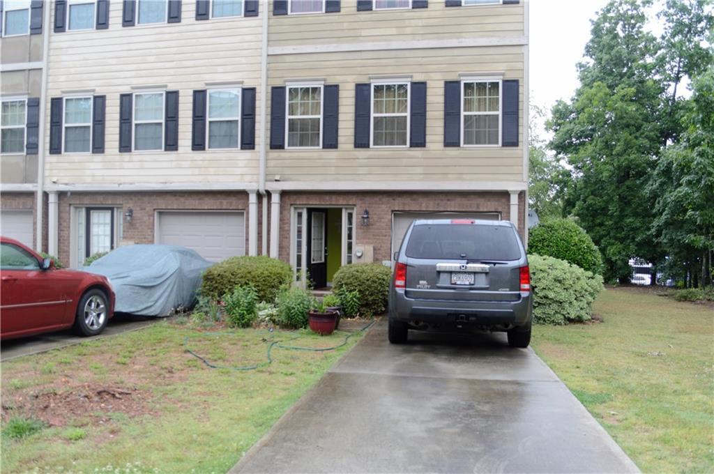 1473 Knights Tr., Stone Mountain, GA 30083