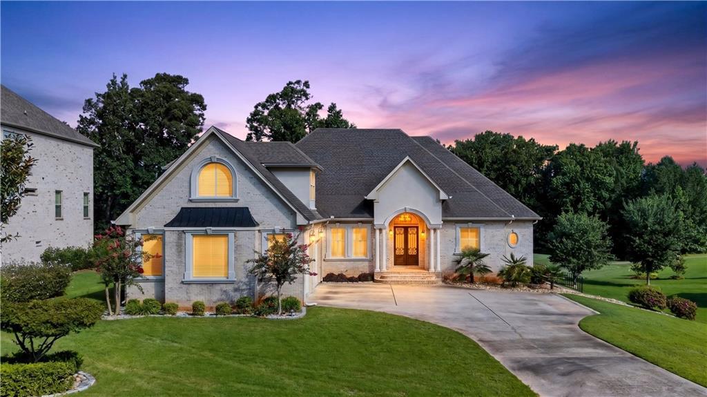2308 Braunsroth Ln., Hampton, GA 30228