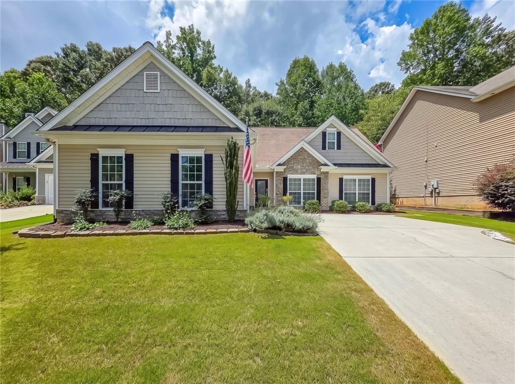 728 Austin Creek Dr., Buford, GA 30518