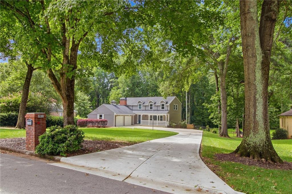 2033 Hessian Ct., Stone Mountain, GA 30087