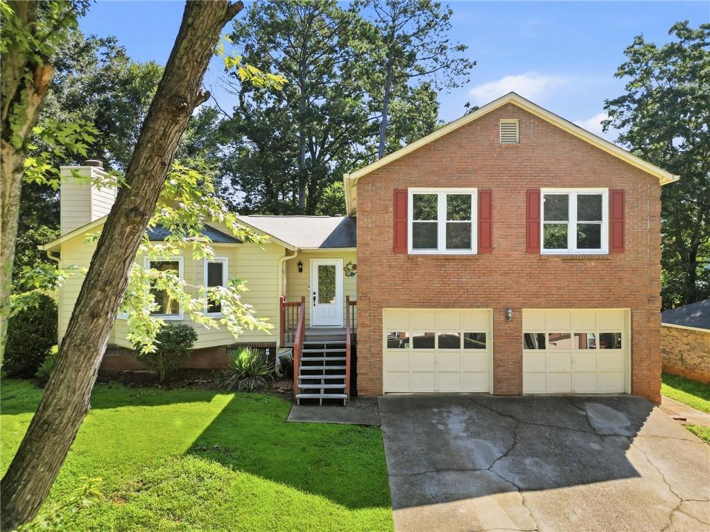 440 Hunters Cove Ct., Lawrenceville, GA 30044