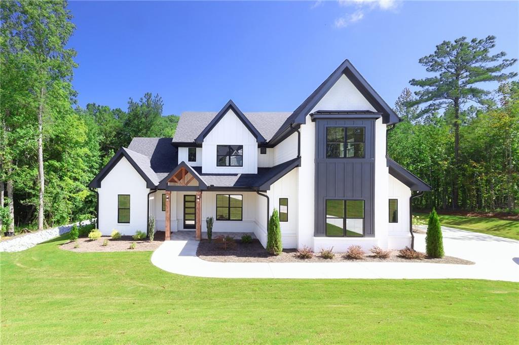121 Forest Berry Ct., Newnan, GA 30265