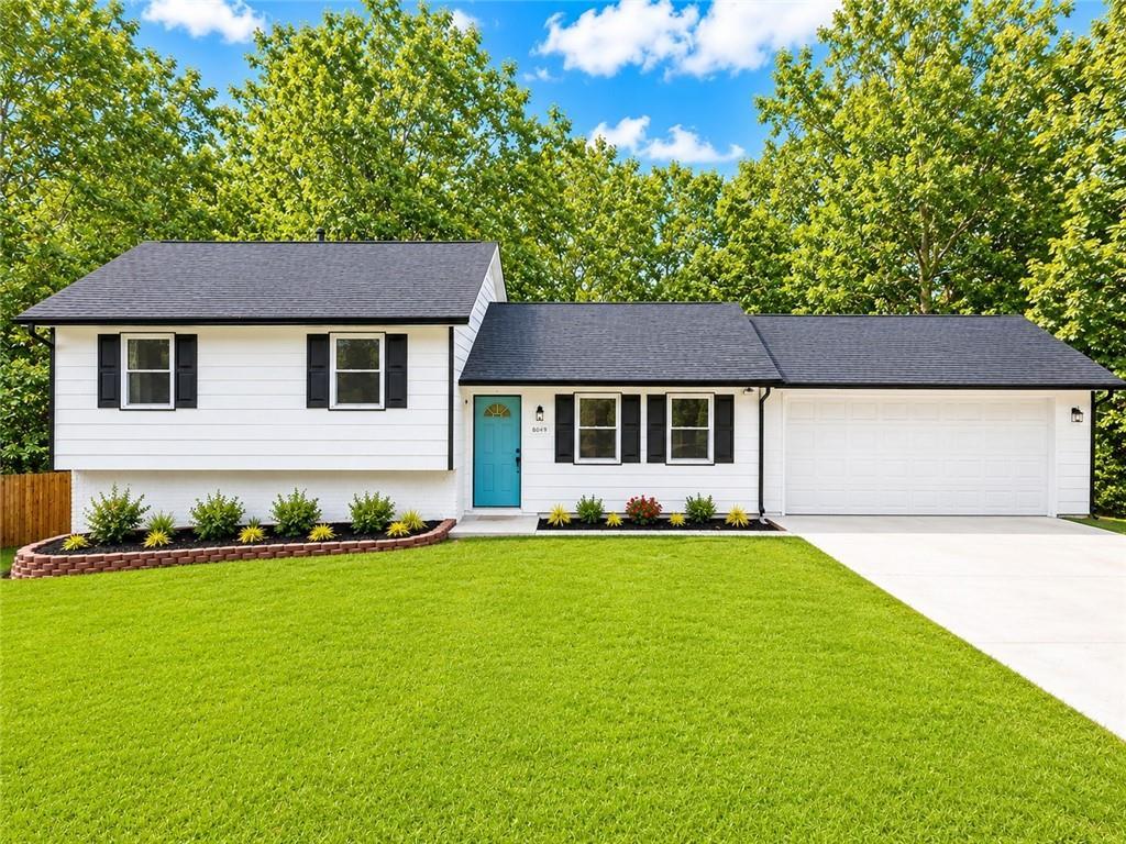 1018 Wayne Dr., Snellville, GA 30078