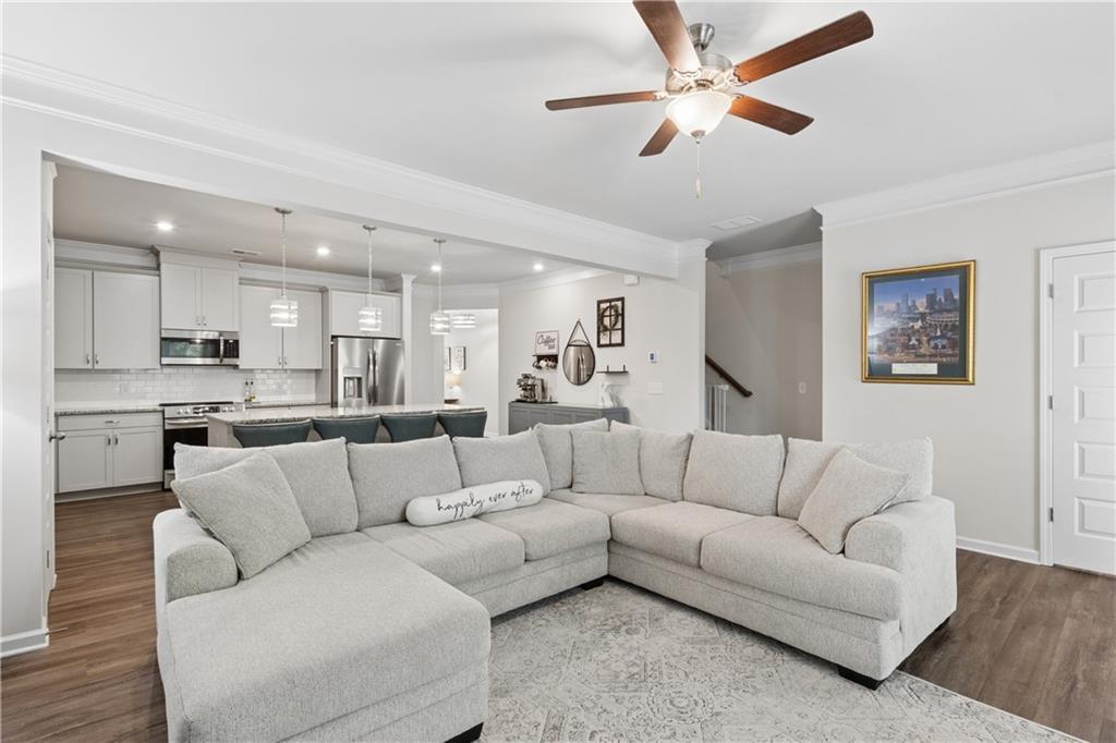 364 Crider Ct., Woodstock, GA 30188