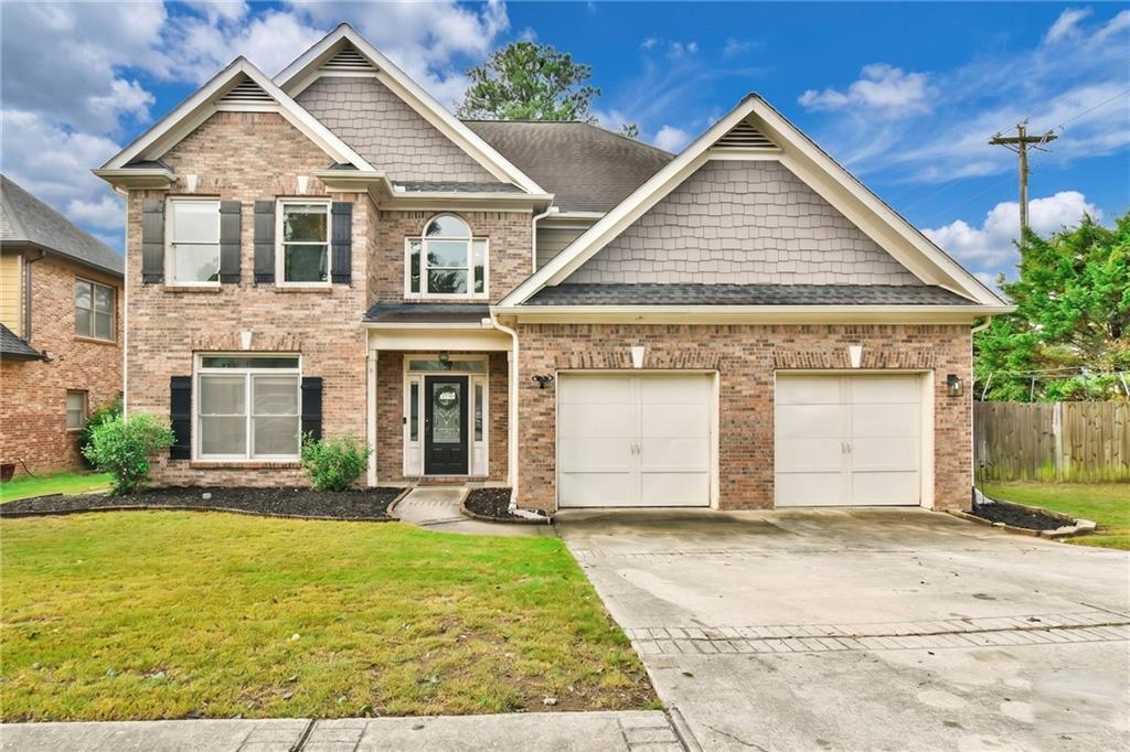 802 Autumn Meadow Dr., Loganville, GA 30052