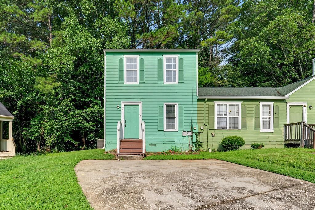 2041 Charter Manor, Lithonia, GA 30058