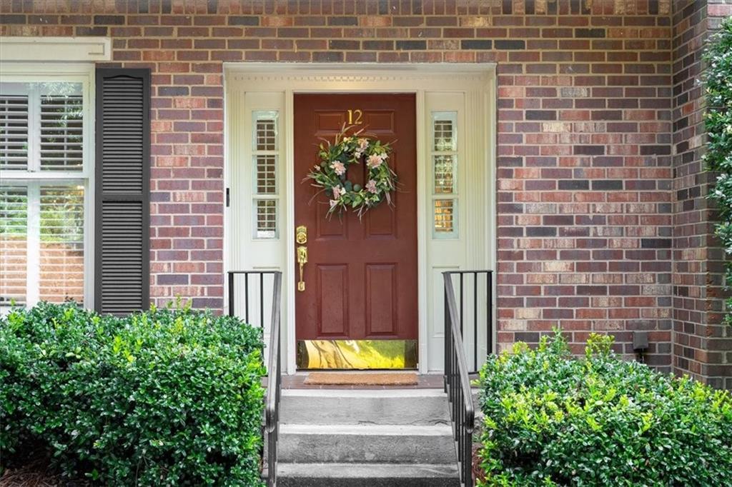 12 Queen Victoria Pl., Atlanta, GA 30342